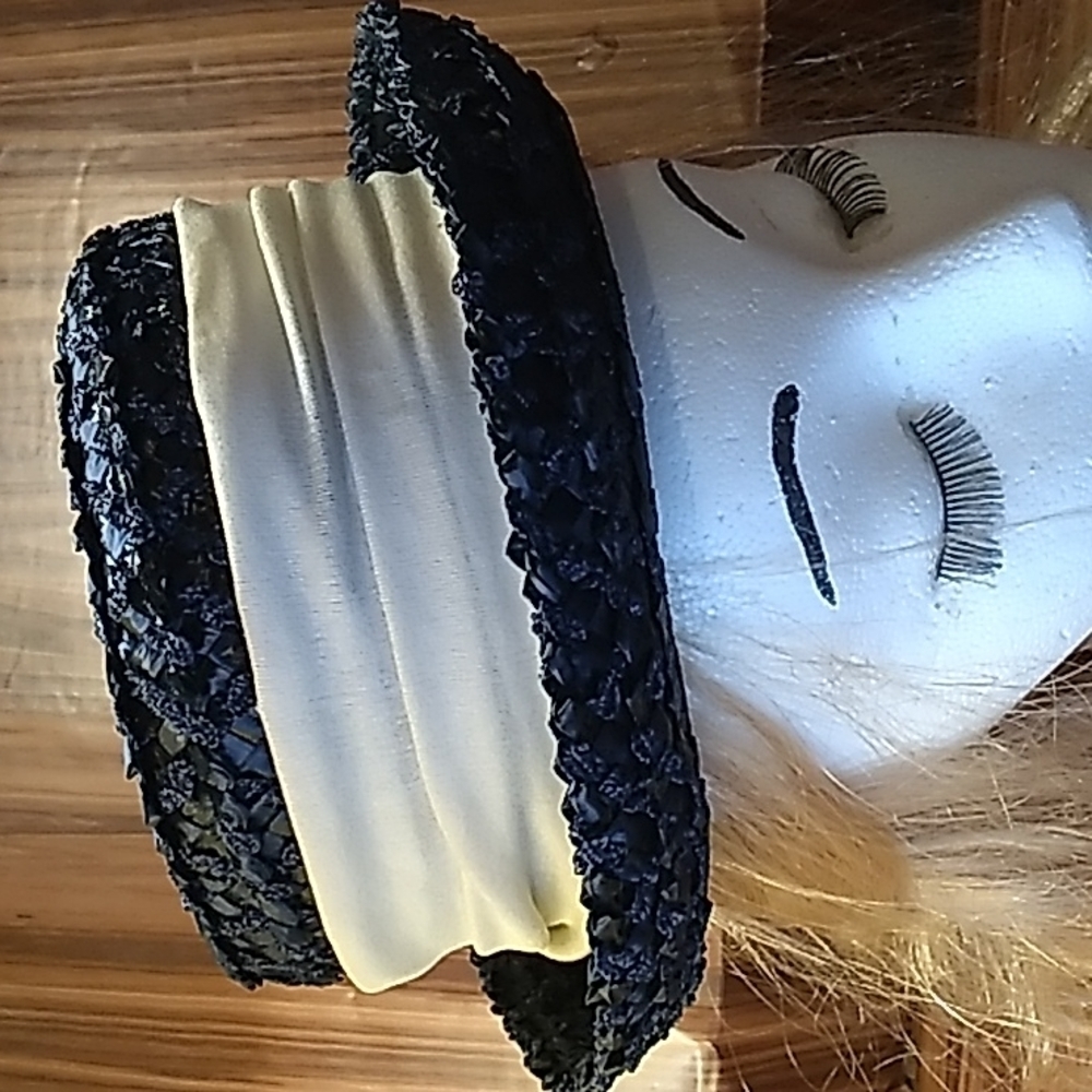 Vintage Womans Black Cream Hat Union Made In Usa Kentucky Derby